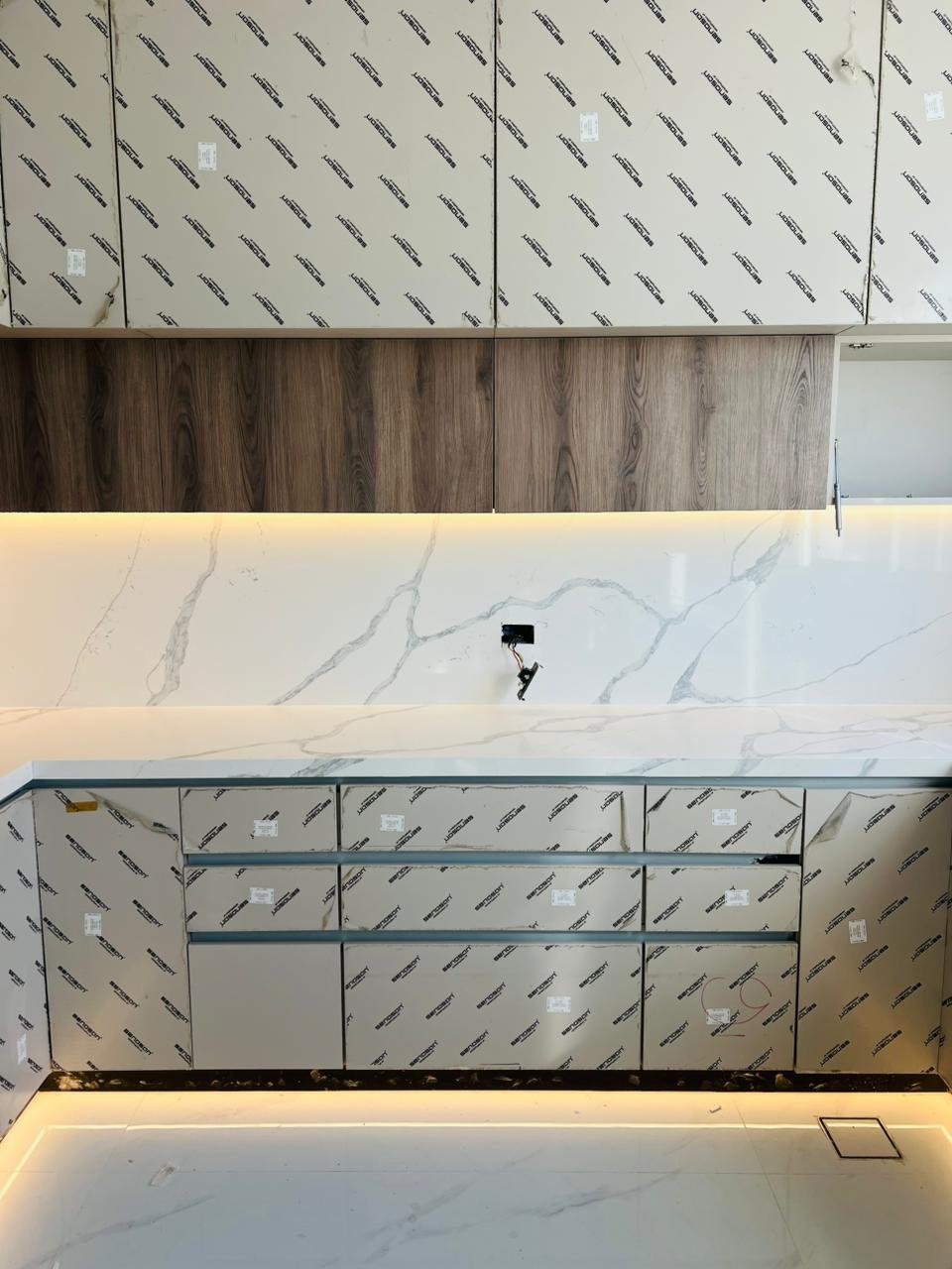 Kiwan Kitchen Marble Detail